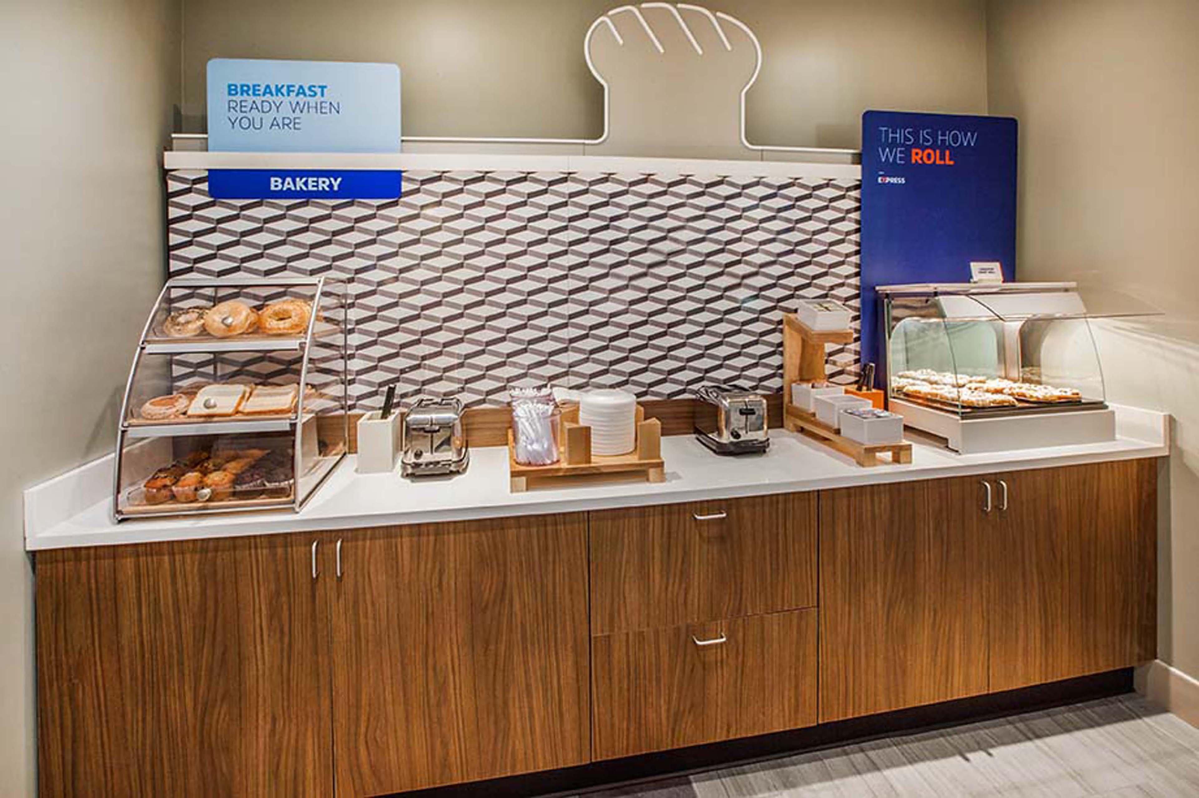 Holiday Inn Express & Suites Allen Park By Ihg Exteriér fotografie